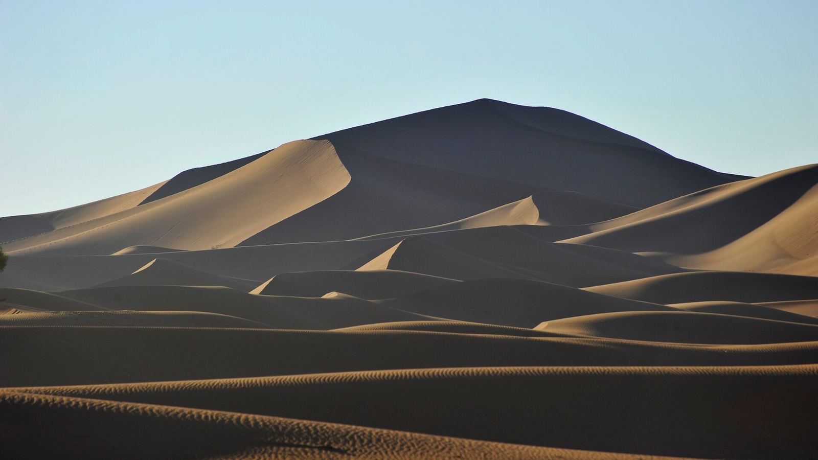 Erg Chigaga dunes in the first morning light