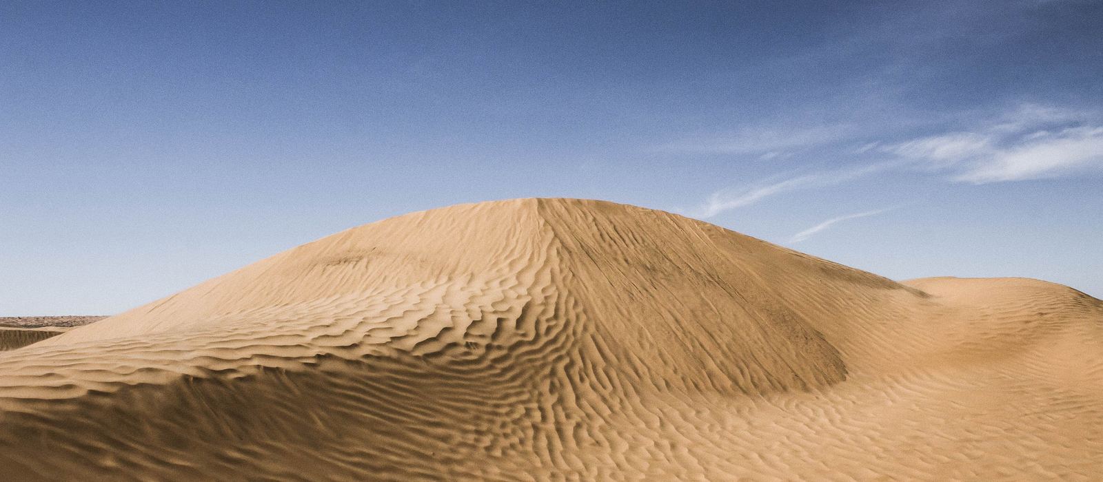 A sand dune in the Tunisian Sahara